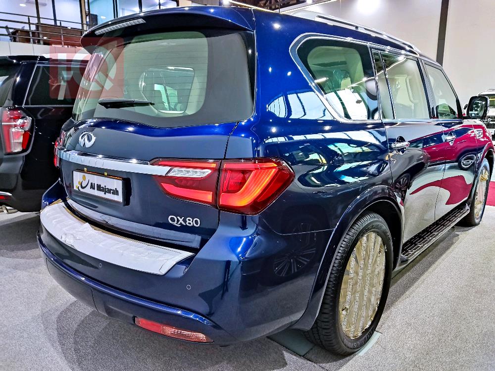 Infiniti QX80